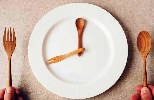 Manfaat Gaya Hidup Diet Puasa Intermiten