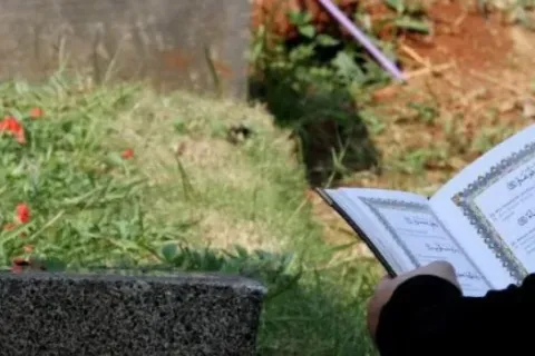 Bacaan Dan Tata Cara Berdoa Saat Ziarah Ke Kuburan
