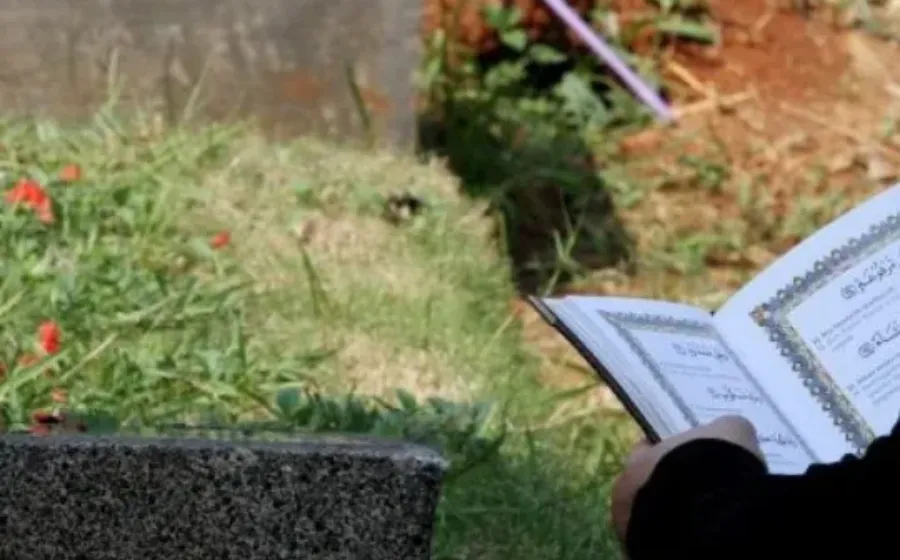 Bacaan Dan Tata Cara Berdoa Saat Ziarah Ke Kuburan