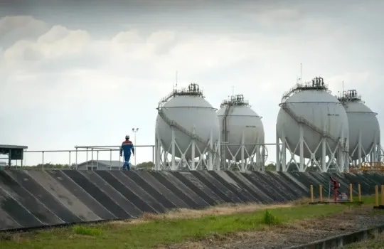 Peran PGN Saka Dalam Dekarbonisasi Menuju Masa Depan Energi Yang Berkelanjutan