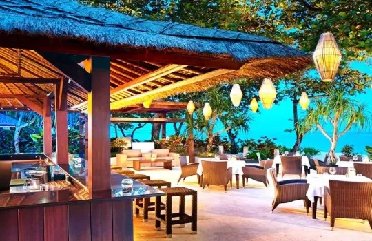 Menikmati Pesona Kuliner Bali Dari Kafe Hingga Dinner Romantis