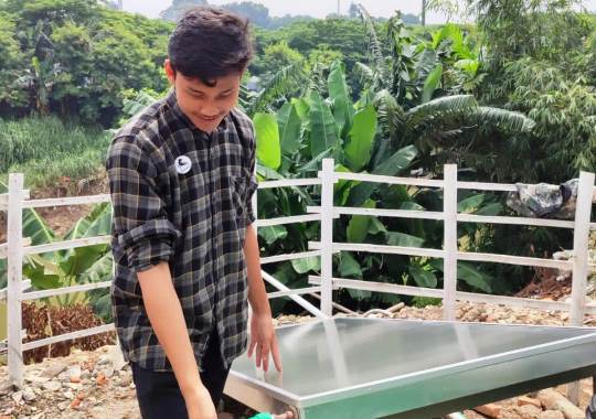 Mahasiswa Universitas Pertamina Sulap Limbah Tahu dan Kotoran Sapi Jadi Biogas dalam Waktu Singkat