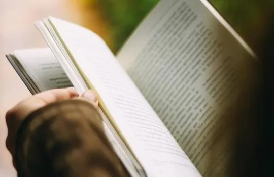 Manfaat Membaca Buku Yang Mungkin Belum Kamu Ketahui