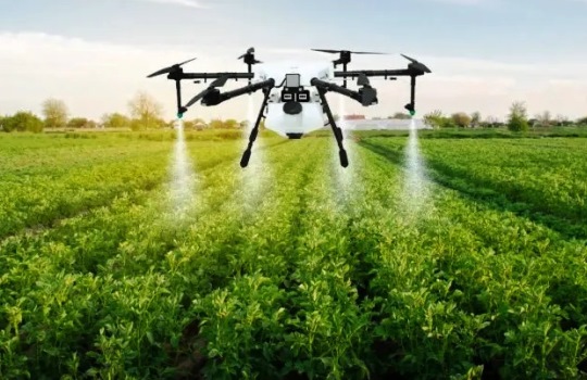 Revolusi Pertanian dengan Drone dan Sensor, Saatnya Kamu Ikut Mengubah Cara Bertani
