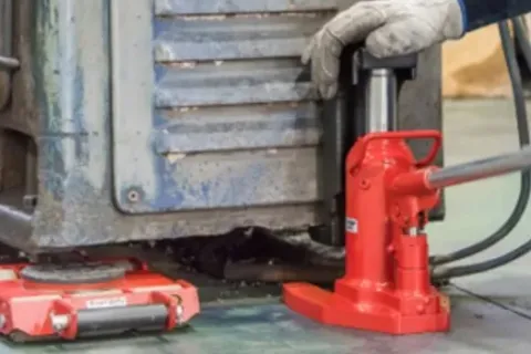 Tips Memilih Hydraulic Toe Jack Berkualitas Untuk Kebutuhan Industri Anda