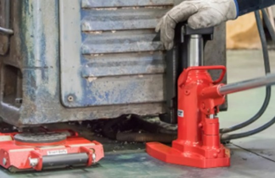 Tips Memilih Hydraulic Toe Jack Berkualitas untuk Kebutuhan Industri Anda