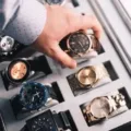 Alasan Membeli Jam Tangan Mewah, Mulai Dari Investasi, Gaya, Hingga Kepuasan Pribadi Yang Sulit Ditolak
