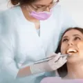 Manfaat Mengunjungi Klinik Dokter Gigi Secara Rutin Yang Perlu Kamu Ketahui