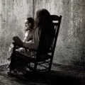Bagaimana The Conjuring Universe Saling Terhubung Dan Membangun Dunia Horor Yang Mencekam