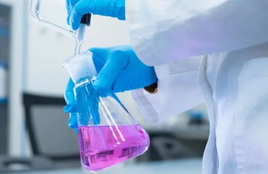 Bukan Cuma Di Lab Ini Ragam Karier Untuk Lulusan Jurusan Kimia Yang Perlu Kamu Tahu