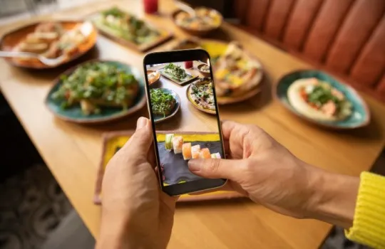 Strategi Marketing Bisnis Restoran Di Era Digital Yang Bikin Restoranmu Makin Eksis Dan Laris Manis Setiap Hari