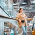Tips Liburan Hemat Ke Luar Negeri Tanpa Bikin Kantong Bolong, Tetap Seru, Dan Menyenangkan