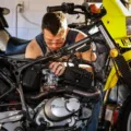 Cara merawat motor agar awet dan performa mesin tetap halus