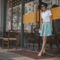 Inspirasi padu padan tips memilih pakaian musim panas yang adem dan tetap modis