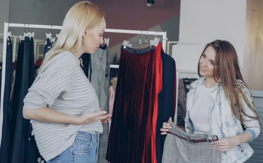 Panduan tips memilih rok wanita yang stylish dan sesuai bentuk tubuh